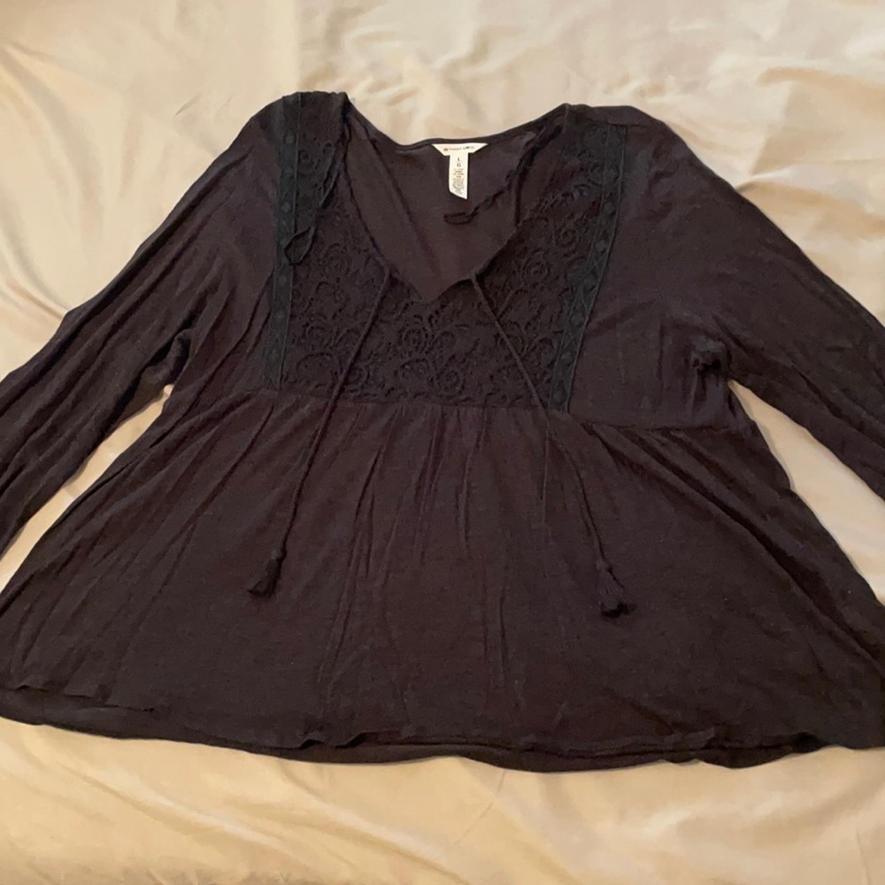 Bethany Mota Flow Top
